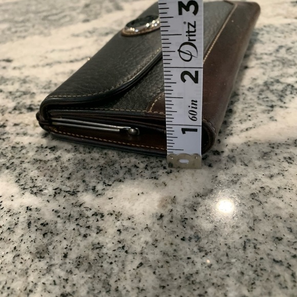 Dooney & Bourke wallet - Picture 6 of 10